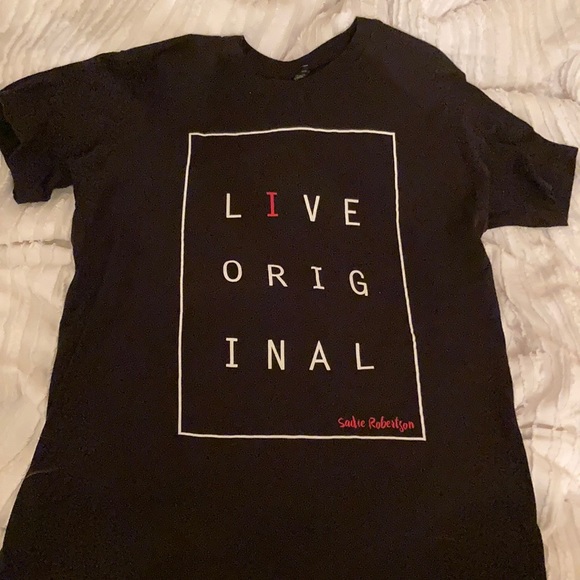 Sadie Robertson Live Original Tee - Picture 2 of 3